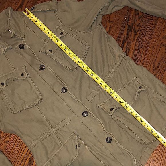 FREE PEOPLE Olive Green Toggle Waist Coat with Decorative Buttons Size LARGE